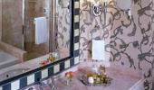 Paris Las Vegas Hotel Guest Bathroom