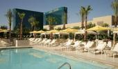 The Signature at MGM Grand Hotel Swimming Pool