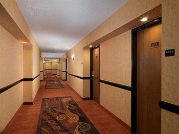 riviera las vegas rooms